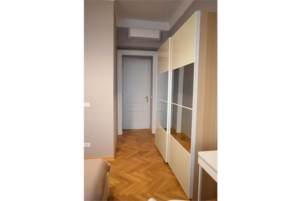 Residence Montanelli Trieste Extérieur photo