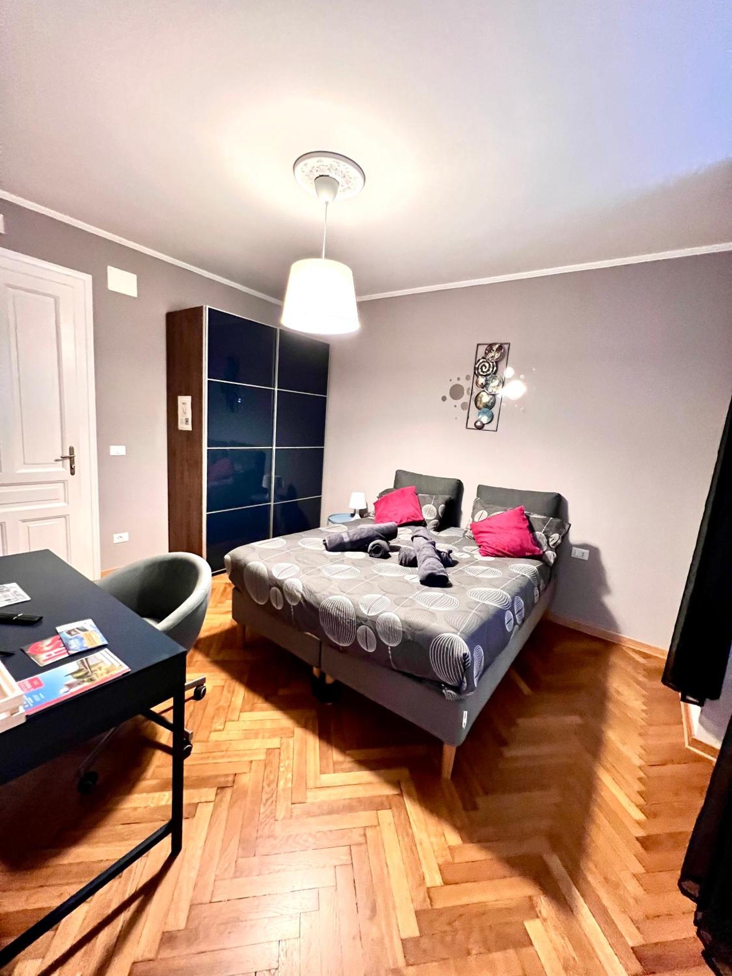 Residence Montanelli Trieste Extérieur photo
